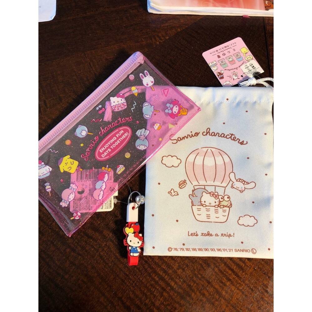 Sanrio Bundle Hello Kitty key holder